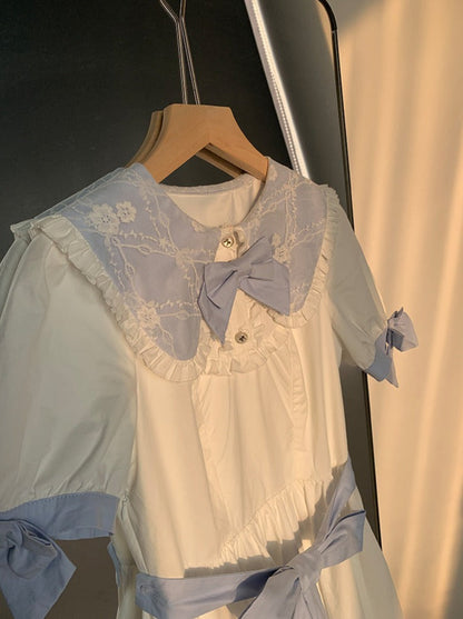 夏の軽やかなガーリーワンピース