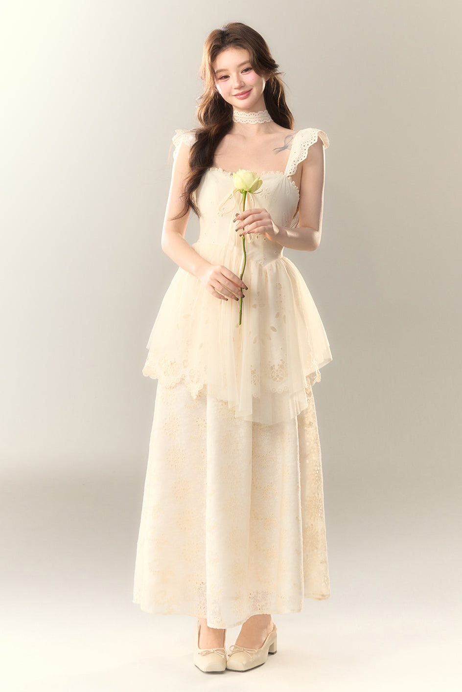 Stickereikleid Baumwolle Blume Weiß