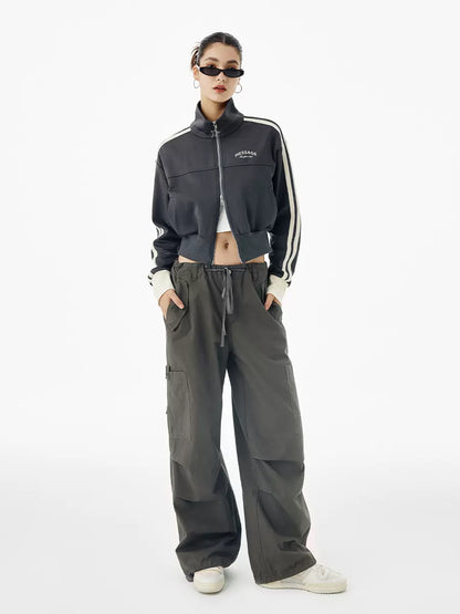 Top mit Reißverschluss, kurzes Logo, hoher Kragen