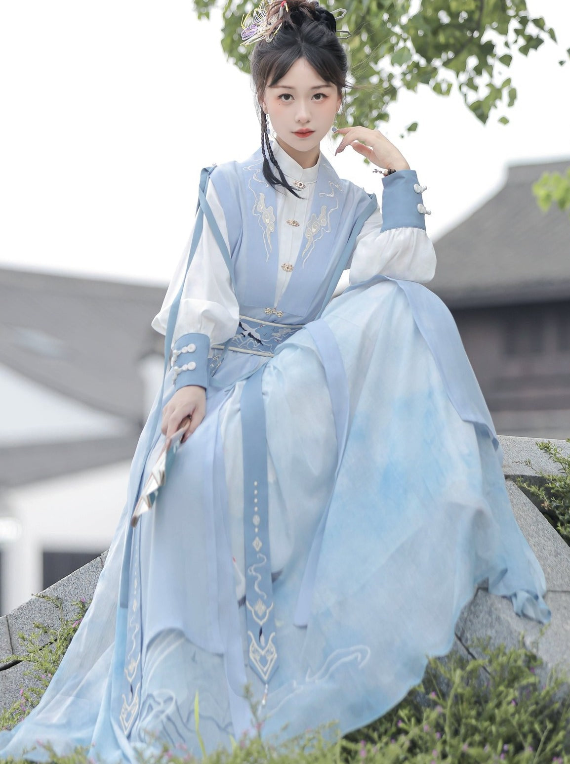 Light Vest Long Design + Blouse China China Belt + Blue China Tassel Skirt