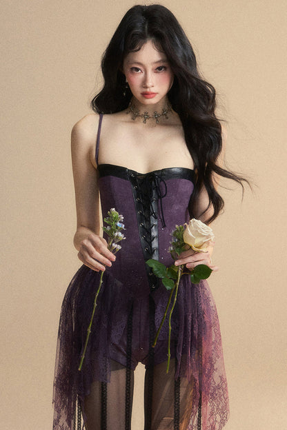 Kleid Dark Neckholder Spitze Französisch