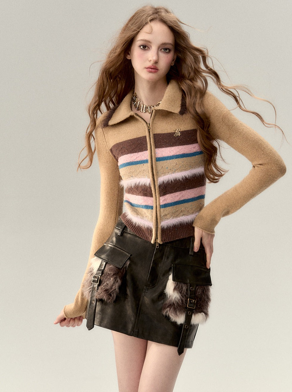 カラフルなストライプ柄ニットカーディガン