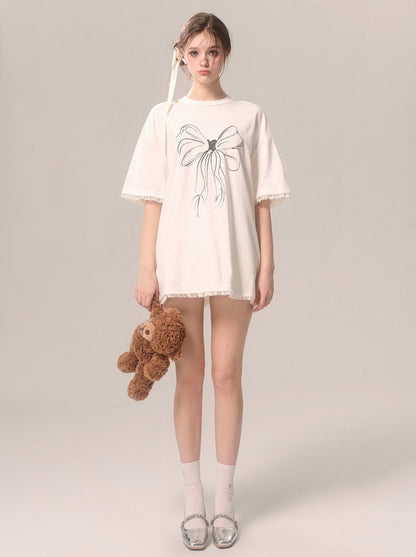 大きなルーズイラストTシャツアートリボン