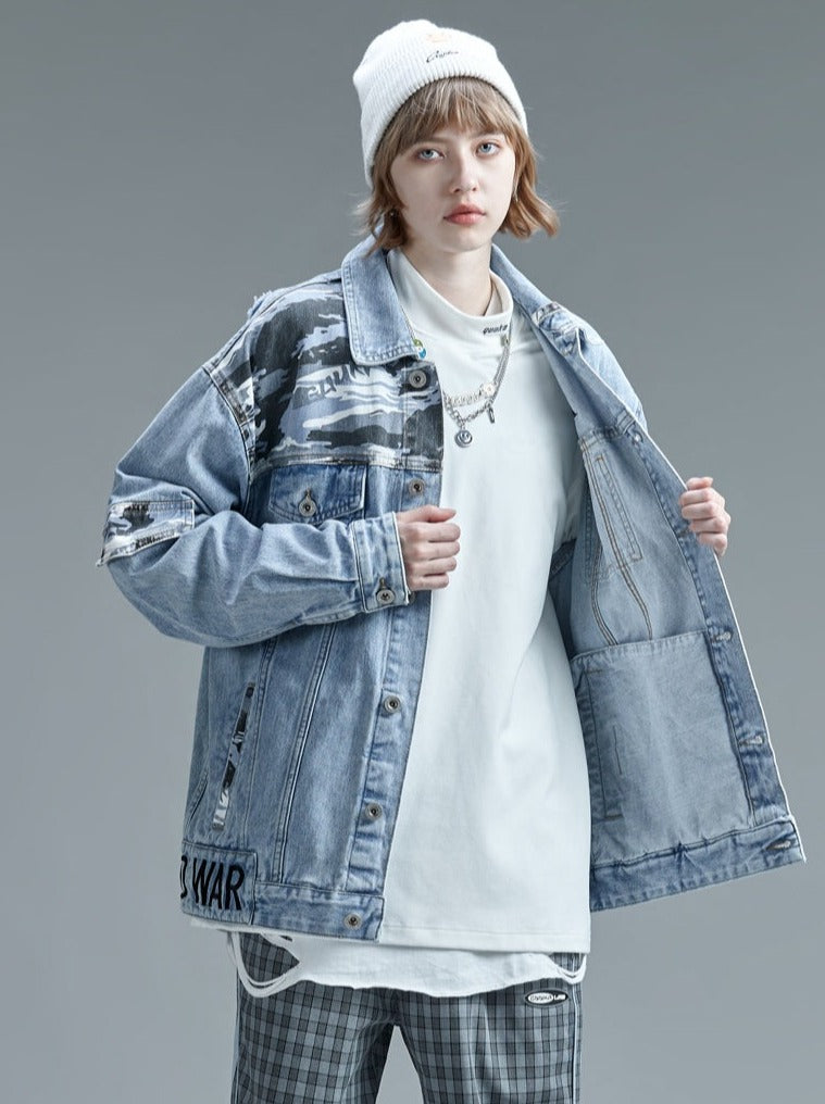 Oberteile mit Logo und mittelhohem Kragen