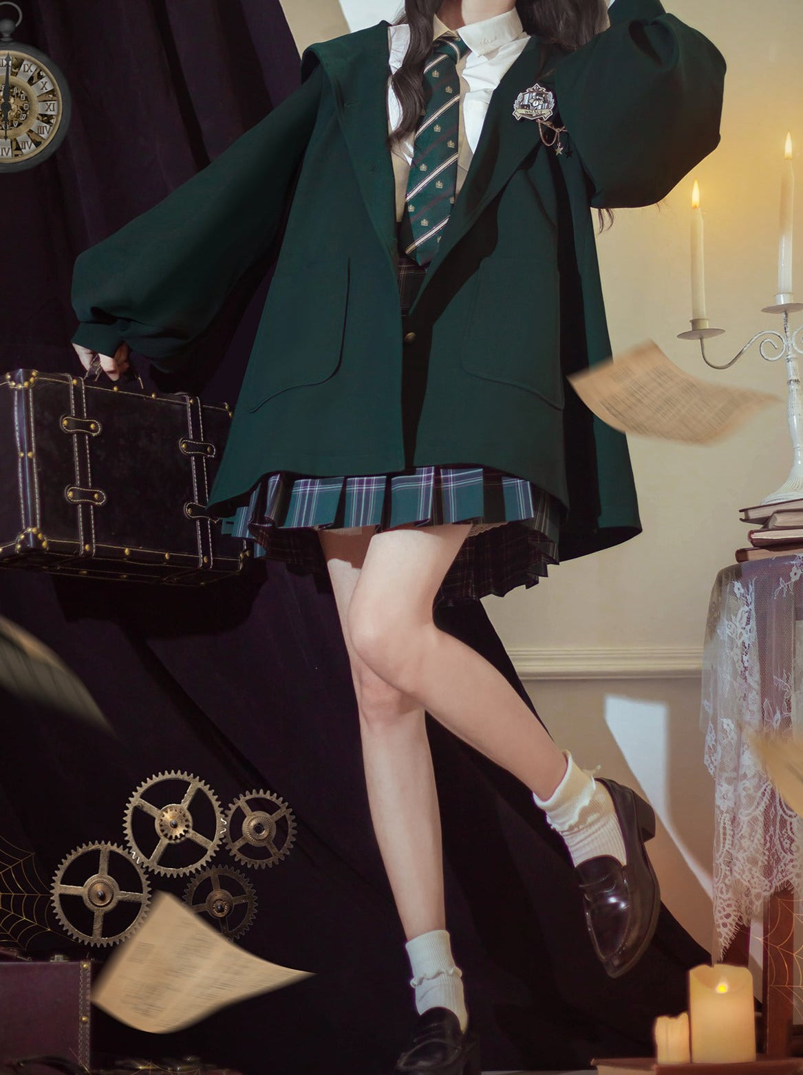 College Cloak Jacket Brooch Retro Magic + College