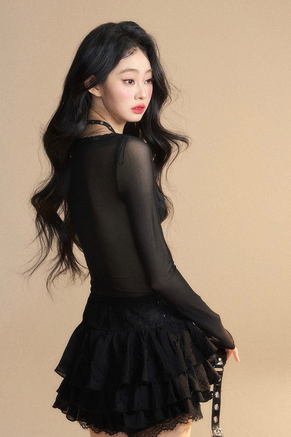 トップメッシュクランベリー 予約商品 オーストラリアンレース Vネック