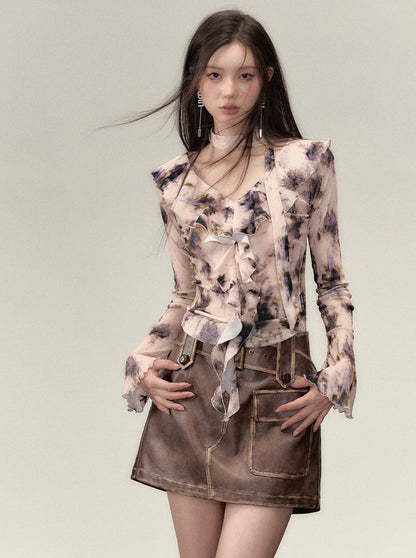 Nischen-Top mit V-Ausschnitt und Rüschendesign