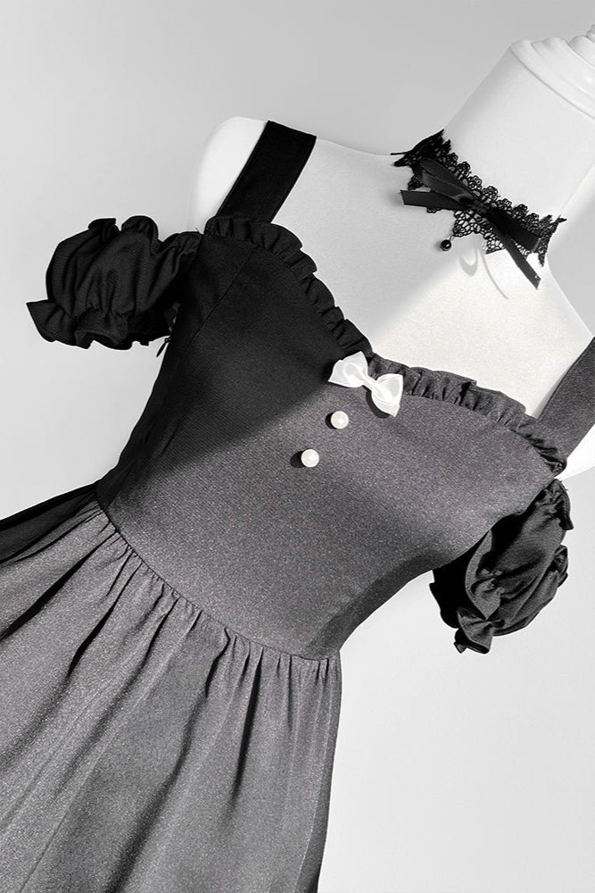 One-piece mine with apron check set maid