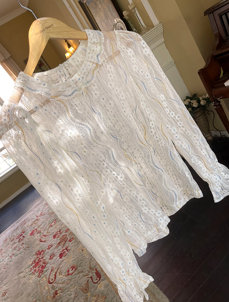 Perlen-Hosenträger, französischer Spitzenrock, Hemd + lang