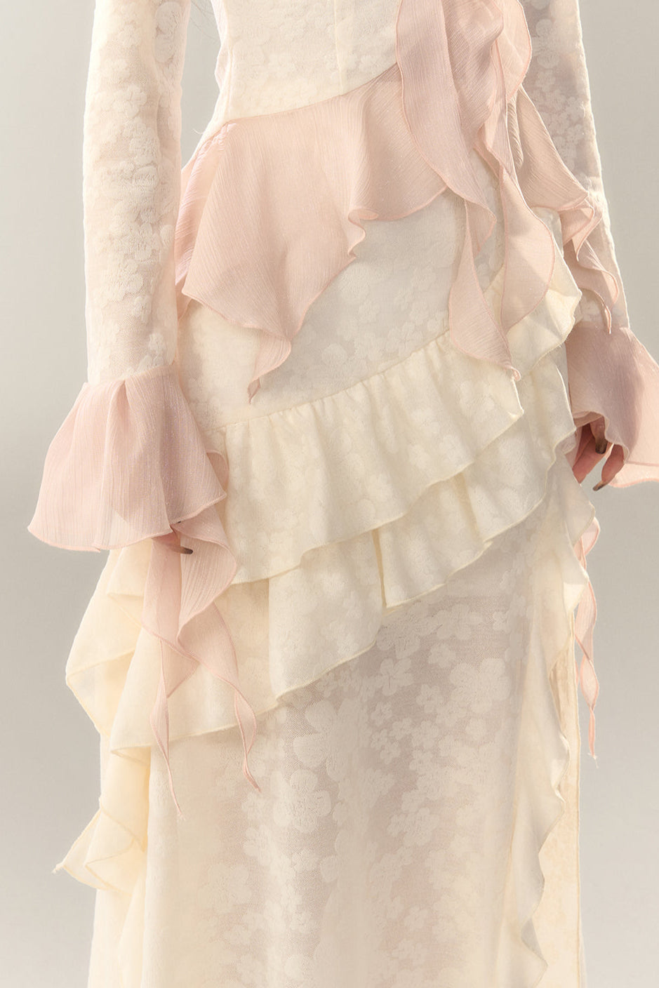 トップス スイート + ロングスカート シアー フリル