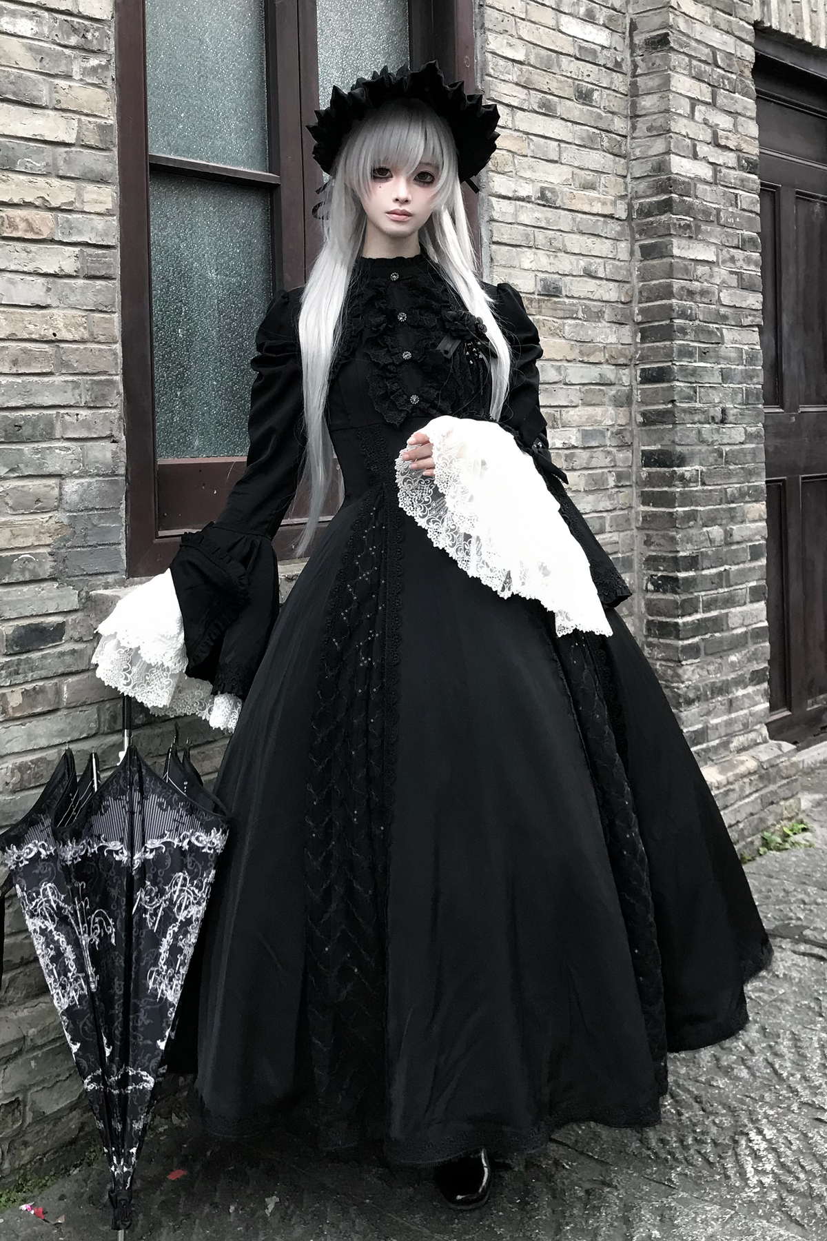 Gothic Black and White Widow Lace Princess Sleeve Faux Two-Piece Long Dress