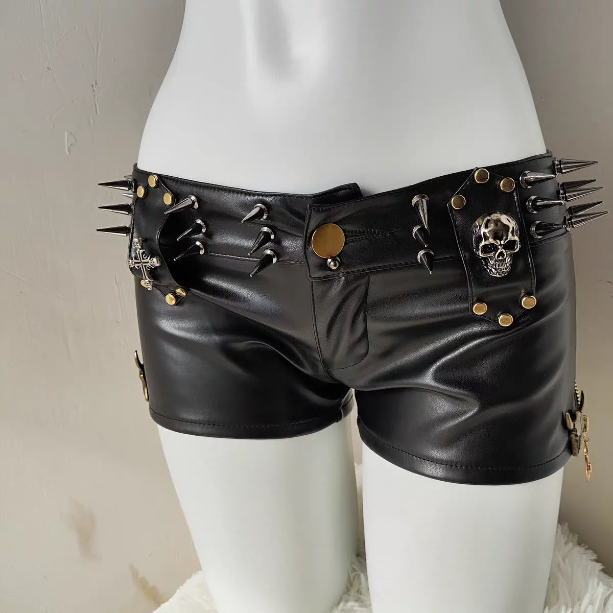 Punk Dark Y2K Rivet PU Versatile Shorts