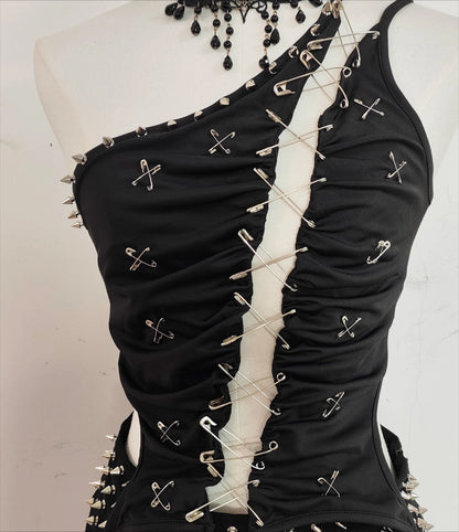 Gothic Dark Pin Stitching Backless Vest Hollow Out Rivet Skirt Set