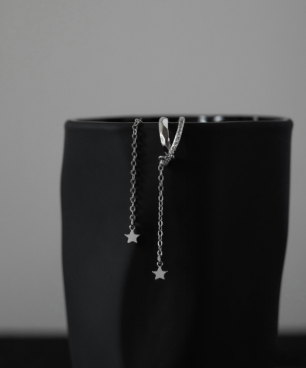 シルクドロップスタイリッシュジルコンタッセルスターイヤリング銅