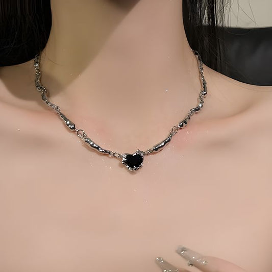 Alloy Heart Pendant Choker
