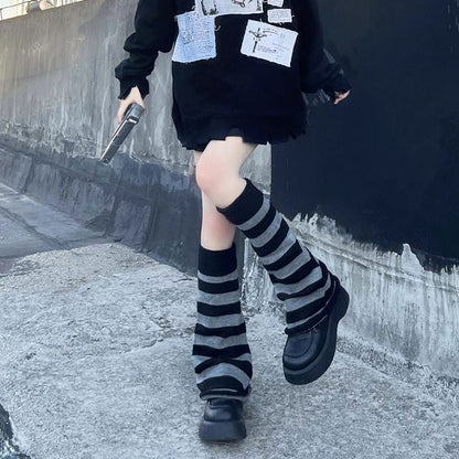 / Wärmeset mit gestreiften Beinstrumpfhosen