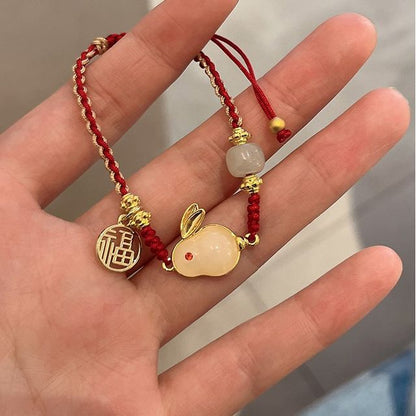 Kaninchen-String-Halskette mit Perlen