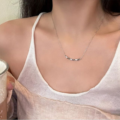 Necklace Bar Twisted