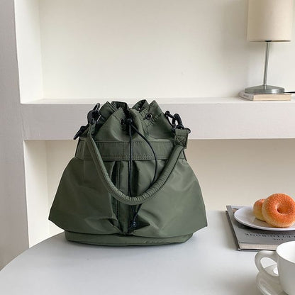 Drawstring Nylon Bucket Bag Multi-Pocket