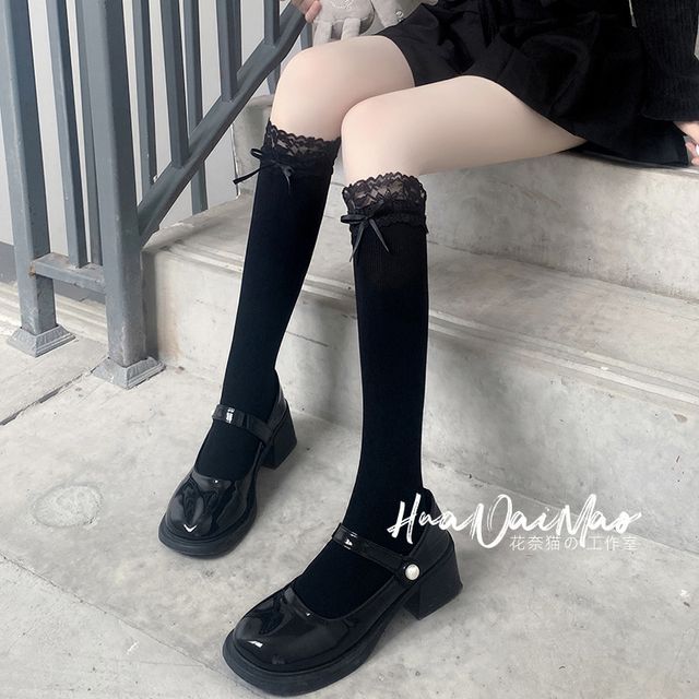 Lace Trim Tall Plain Socks Bow