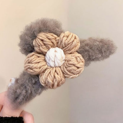 Yarn Claw Chenille Floral Clip Hair