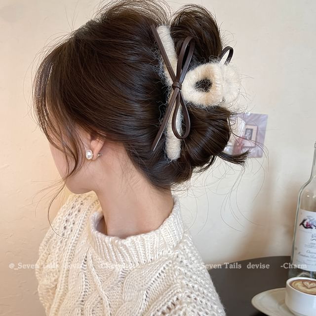 Leather Hair Faux Claw Bow