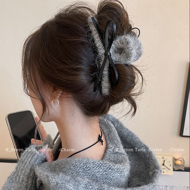 Leather Hair Faux Claw Bow