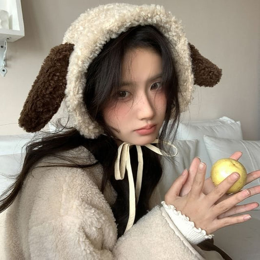 Shearling-Mütze mit Hundeohren