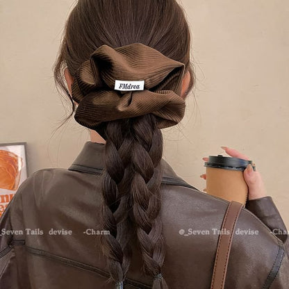 Lettering Scrunchie Label