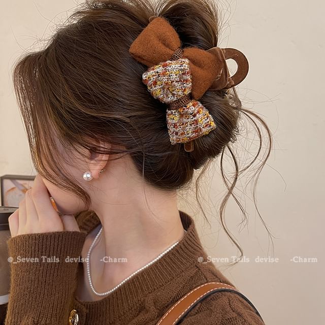 Hair Tweed Bow Claw