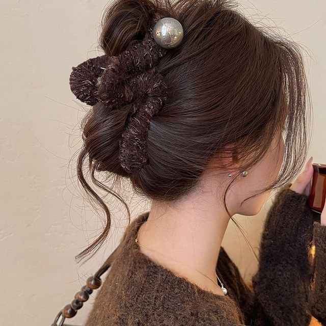 Hair Claw Yarn Pearl Faux