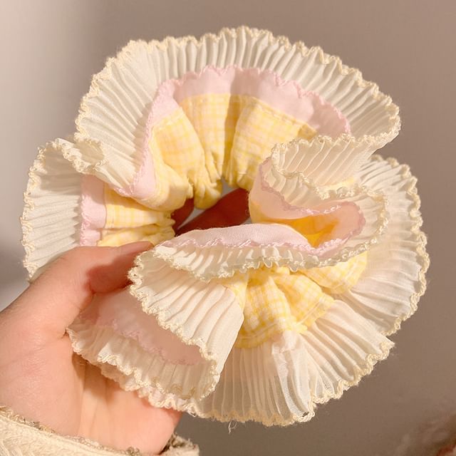 Plaid Pleated Scrunchie Panel