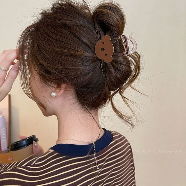 Bear Hair (Various Claw Designs) Acrylic Clip