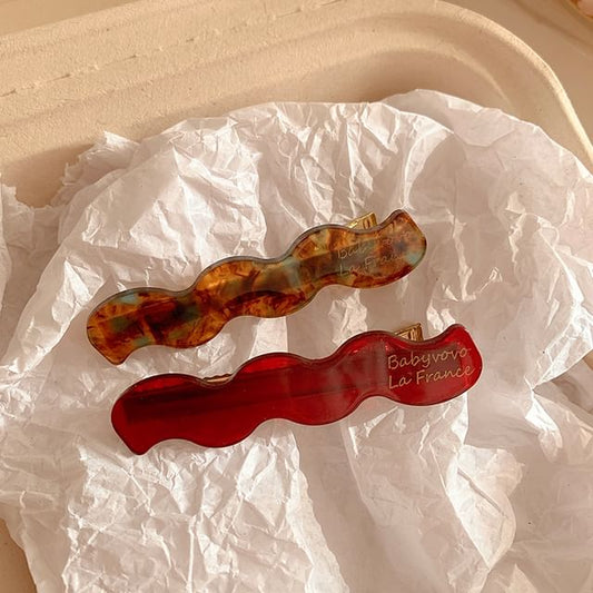 クリップヘアをウェーブ状にセット