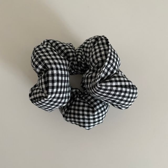 Scrunchie Padded Plaid