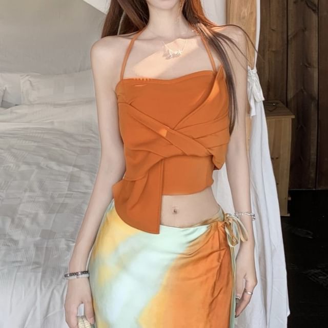 Knotenwickel-Krawatten-Fit / Mittelschmal geschnittenes Maxi-Camisole mit Neckholder und A-Linien-Oberteil und Rock, einfarbig, gefärbt