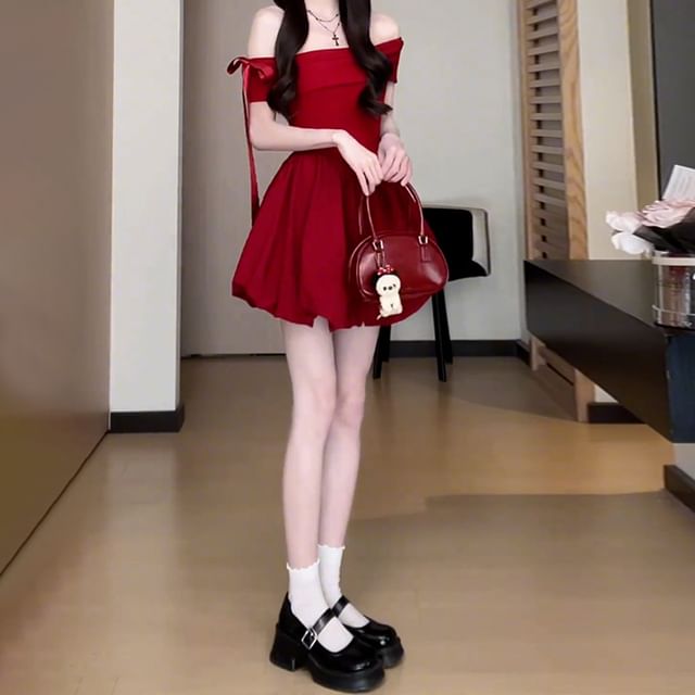 Short-Sleeve Off-Shoulder Plain Bow Accent Bubble Hem Mini A-Line Dress