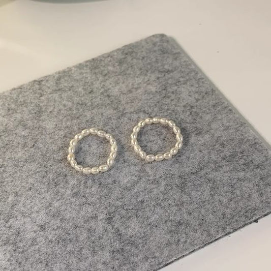 Perlenring mit natürlichem Perlen