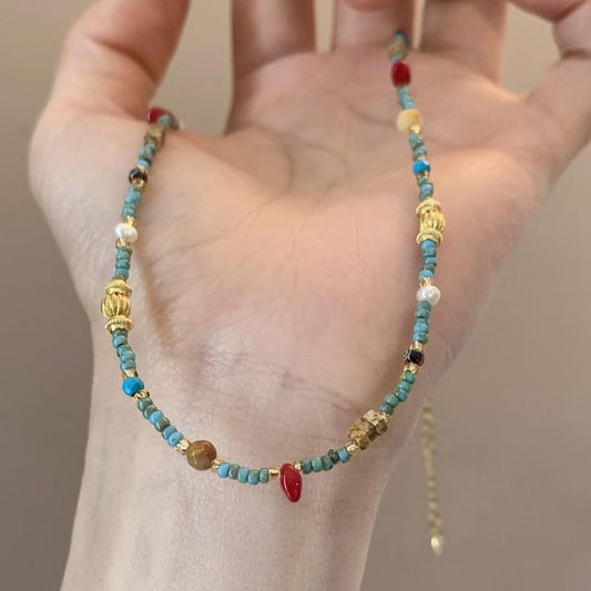 ビーズネックレス