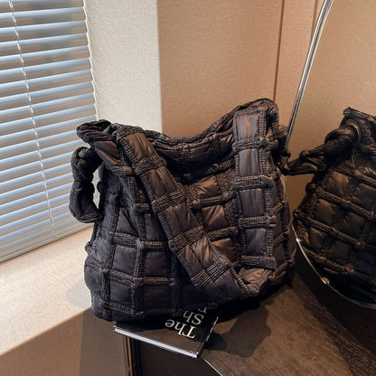 Woven Plain Shoulder Bag