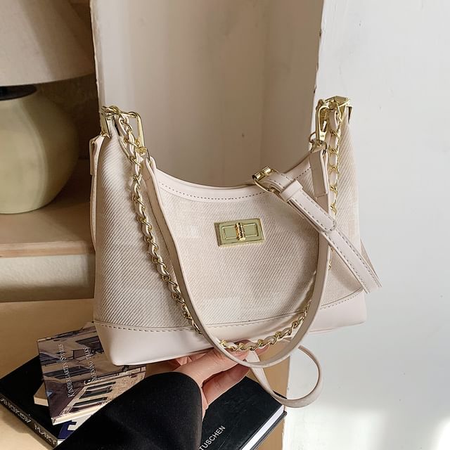 Chain Strap Faux Leather Shoulder Bag