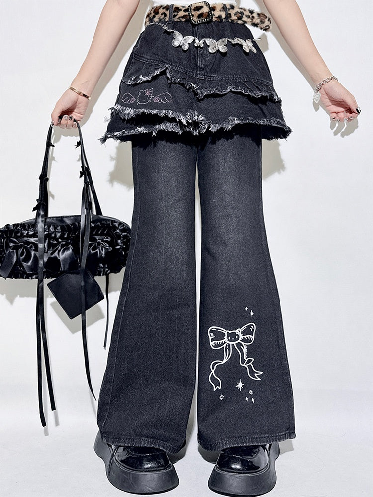 Schwarze Schlaghose mit Schleife und Used-Look