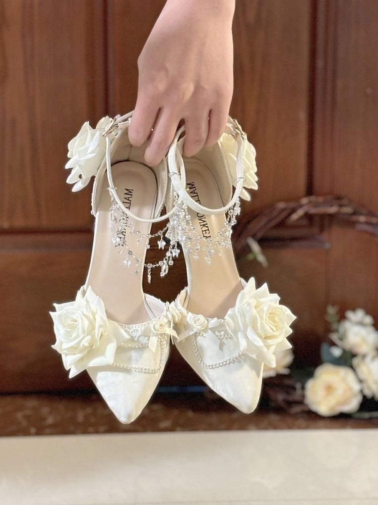 Bridal Rose Theme Lolita Pointed Toe Heels with Detachable Chain - Miaomiao Just for You