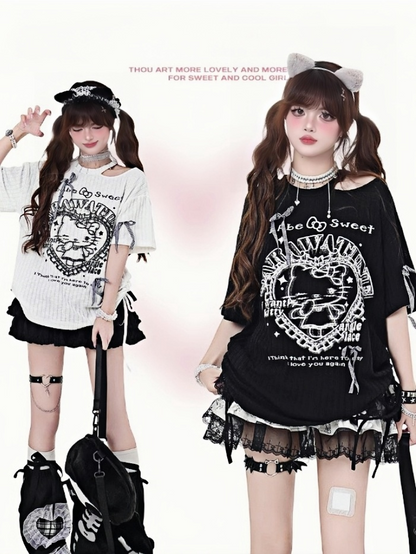 カットアウト Y2K ブラック/ホワイト ラウンドウエスト ネックディテール Tシャツ キティプリント ドローストリング