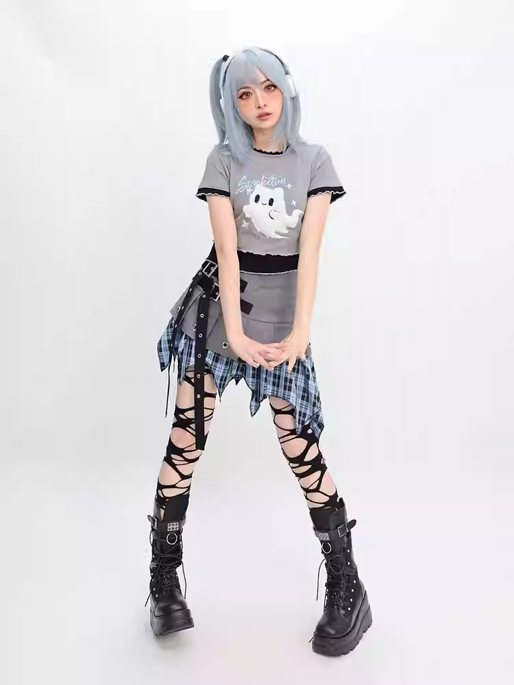Zweiteiliges Y2K Faux Ghost Stickerei Salat Saum T-Shirt Grau Plüsch