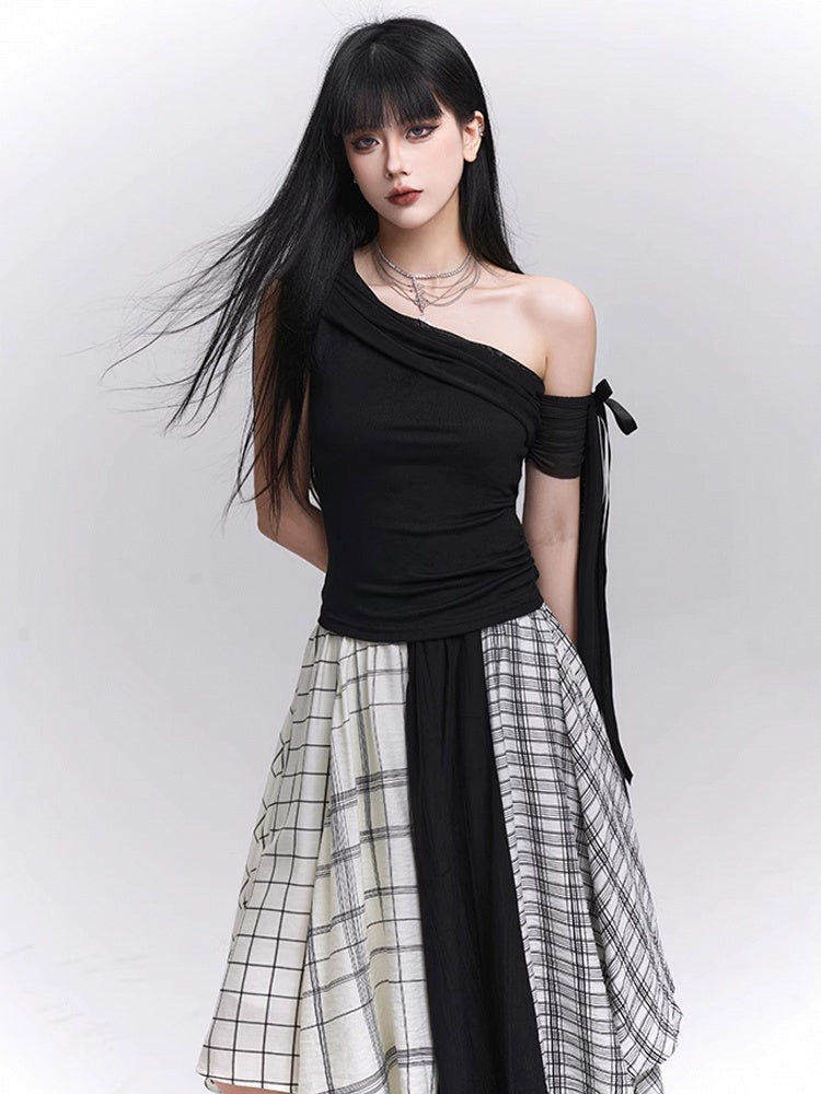 Black Asymmetrical Neckline Slim-fitting T-shirt