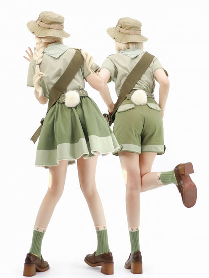 かわいいウサギの緑のシャツとニンジンのネクタイ