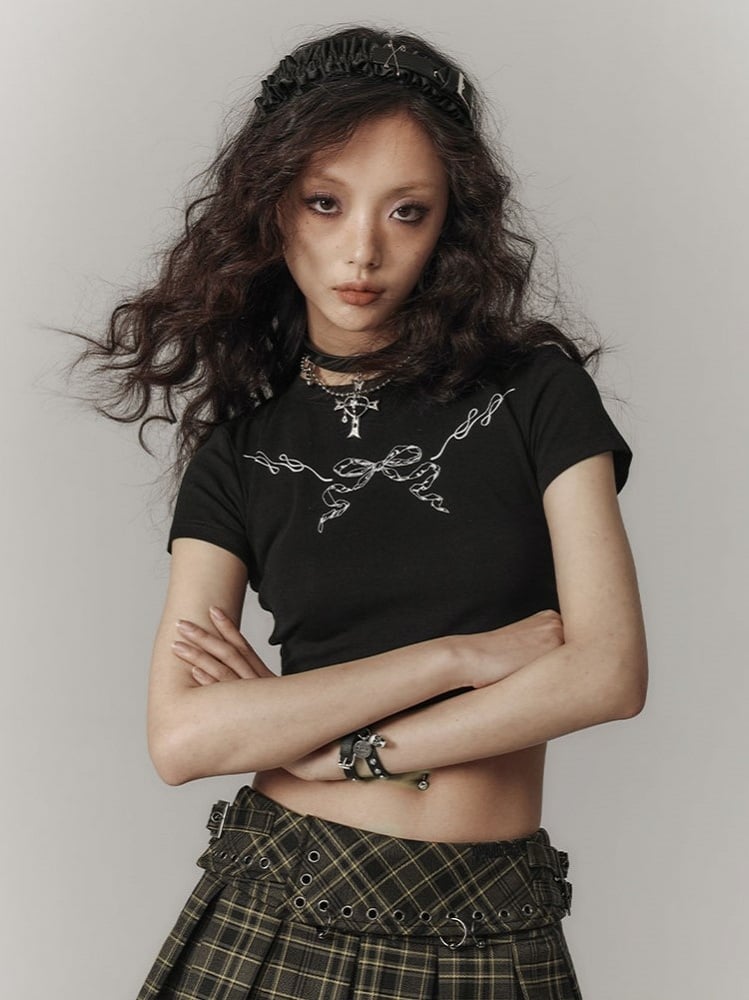 with Cutout Print Black T-Shirt Cropped Trim Bow Punk Lace White Back
