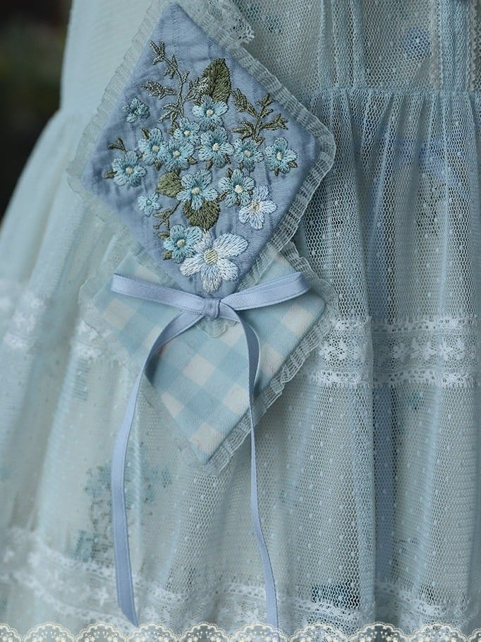 Blue Embroidery Floral Brooch - Rock Candy Box