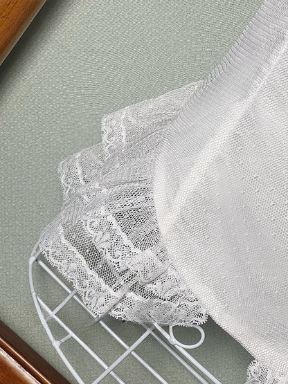 ホワイトスクエアネック半袖ブラウス